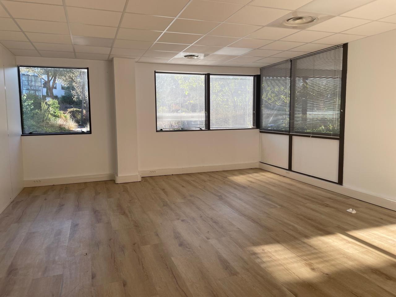 Bureau Aix-en-Provence 434m² Location bureau Aix-en-Provence Bouches-du-Rhône OLBUR2115175 2